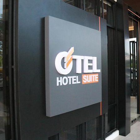 Otel Hotel Suite Sibu Esterno foto
