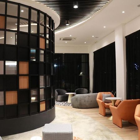 Otel Hotel Suite Sibu Esterno foto