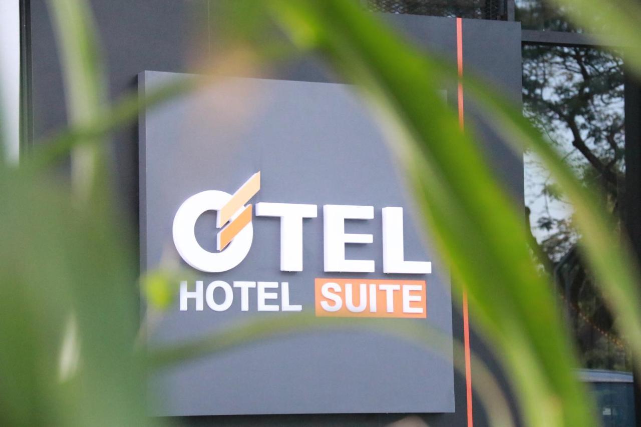 Otel Hotel Suite Sibu Esterno foto